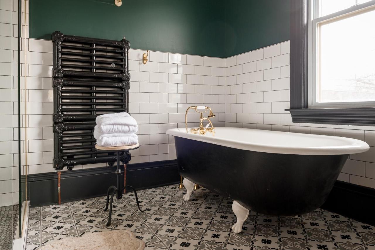 Slaymaker & Nichols Gastro House & Inn Charlottetown Ngoại thất bức ảnh